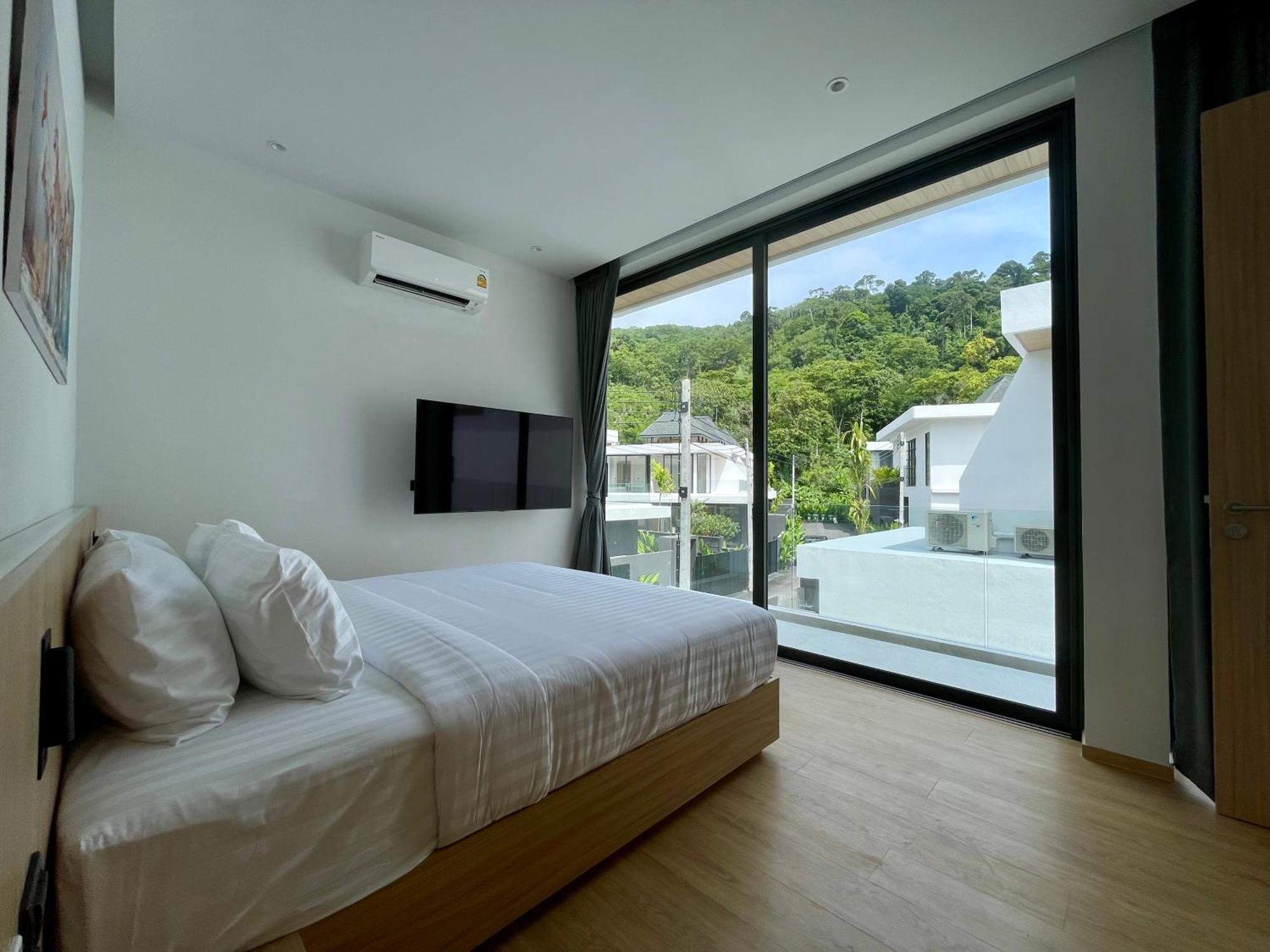 Grand Villa Aileen By Apart Homes Phuket Exterior photo